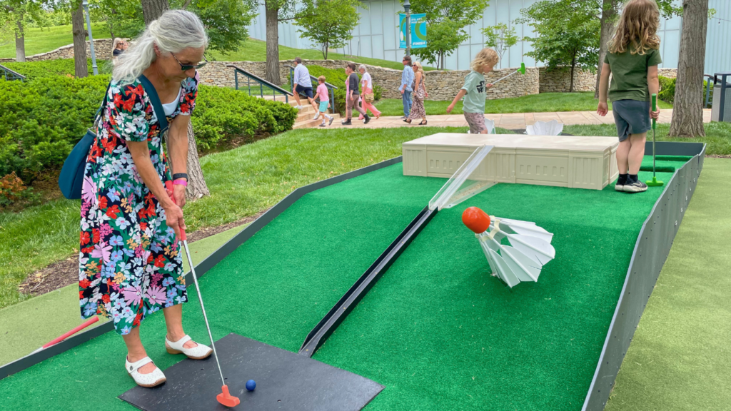 Mini golf at the Nelson-Atkins family fun in KC